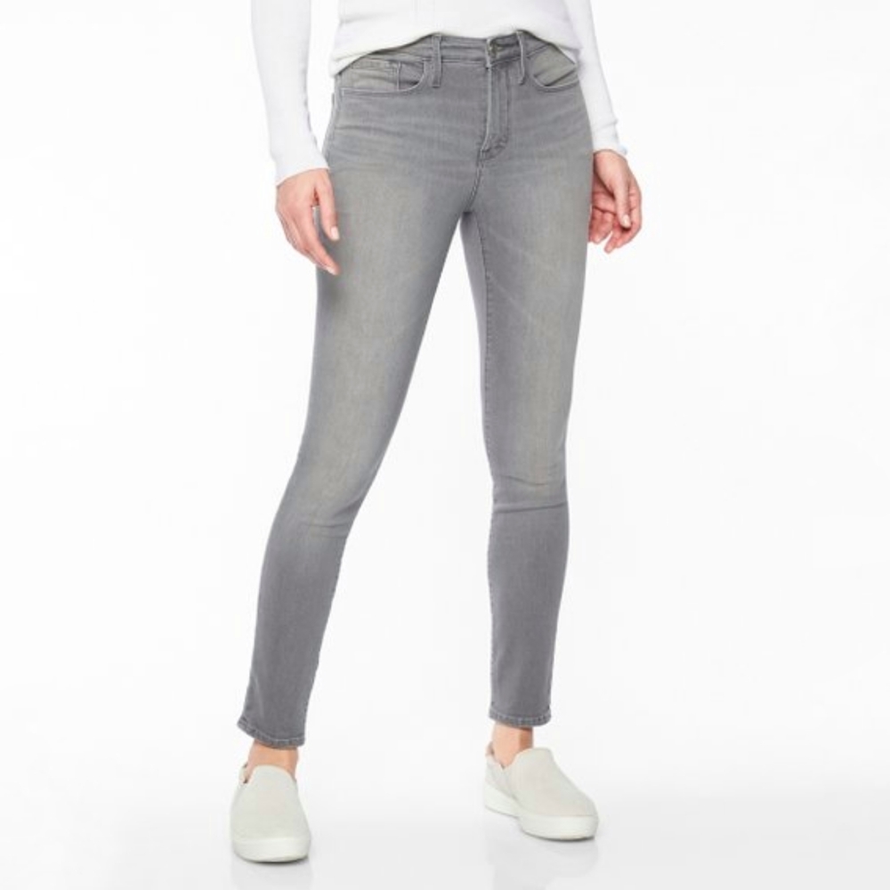 Athleta Skinny Grey Wash SCULPTEK Jeans 4 NWOT